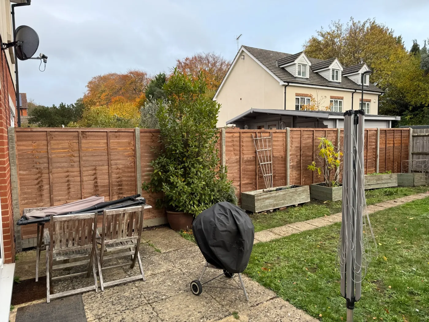 New timber fence installation in a Farnham garden